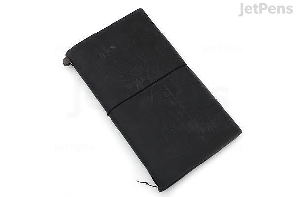 TRAVELER'S COMPANY TRAVELER'S notebook Starter Kit - Regular Size - Black Leather